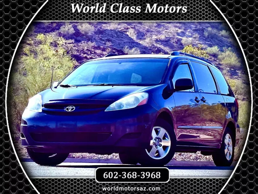2006 Toyota Sienna LE photo 1