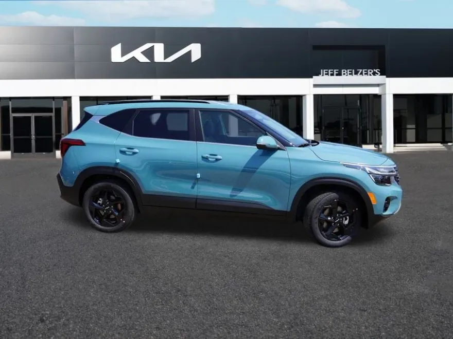 2026 Kia Seltos EX photo 1