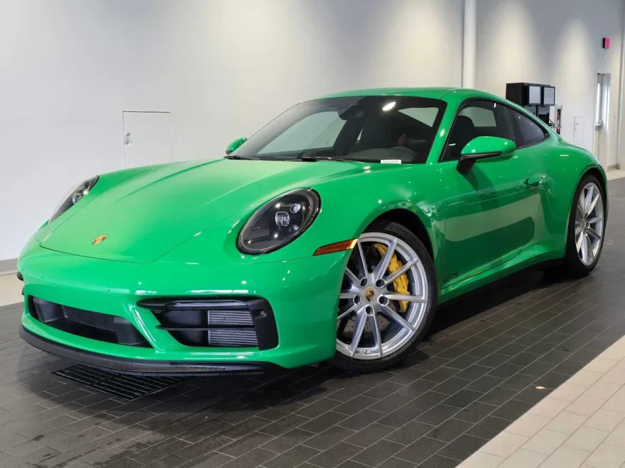 2022 Porsche 911 GTS photo 1