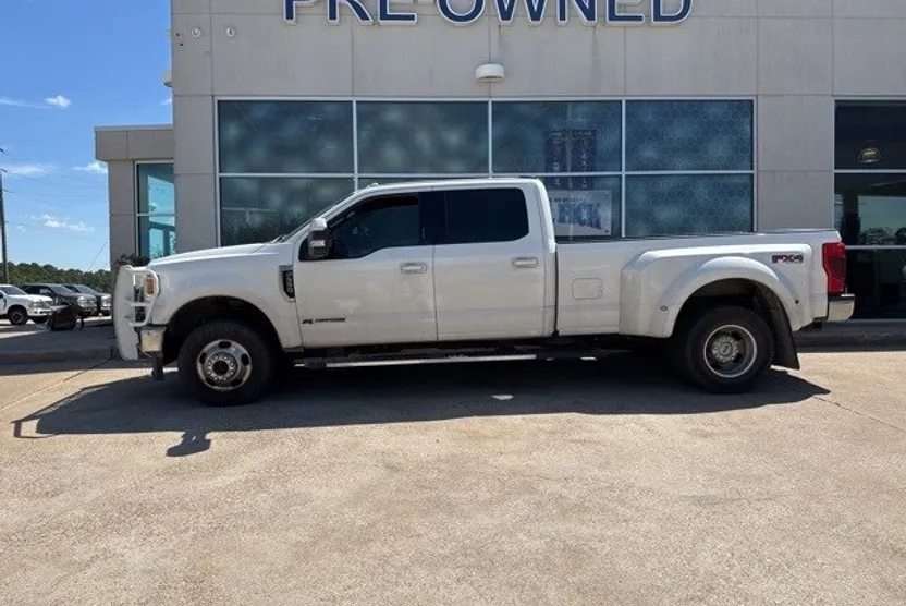 2022 Ford F-350 photo 1
