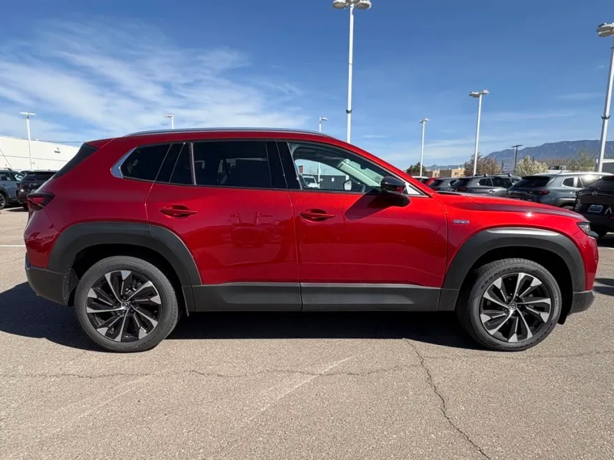 2025 Mazda CX-50 Premium Plus photo 4
