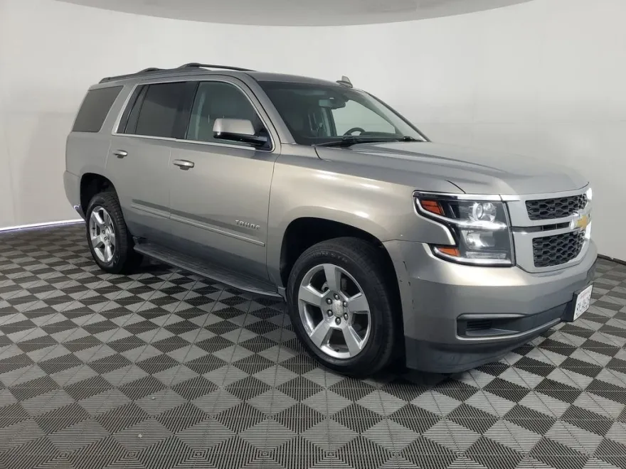 2018 Chevrolet Tahoe LS photo 1