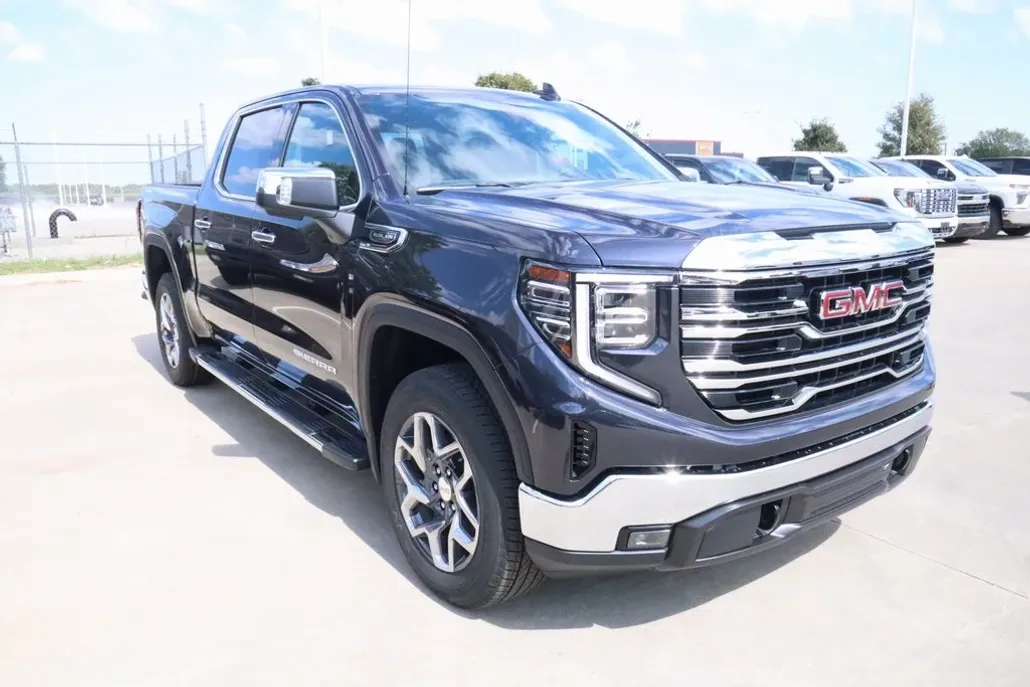 2026 Gmc Sierra 1500 SLT photo 1