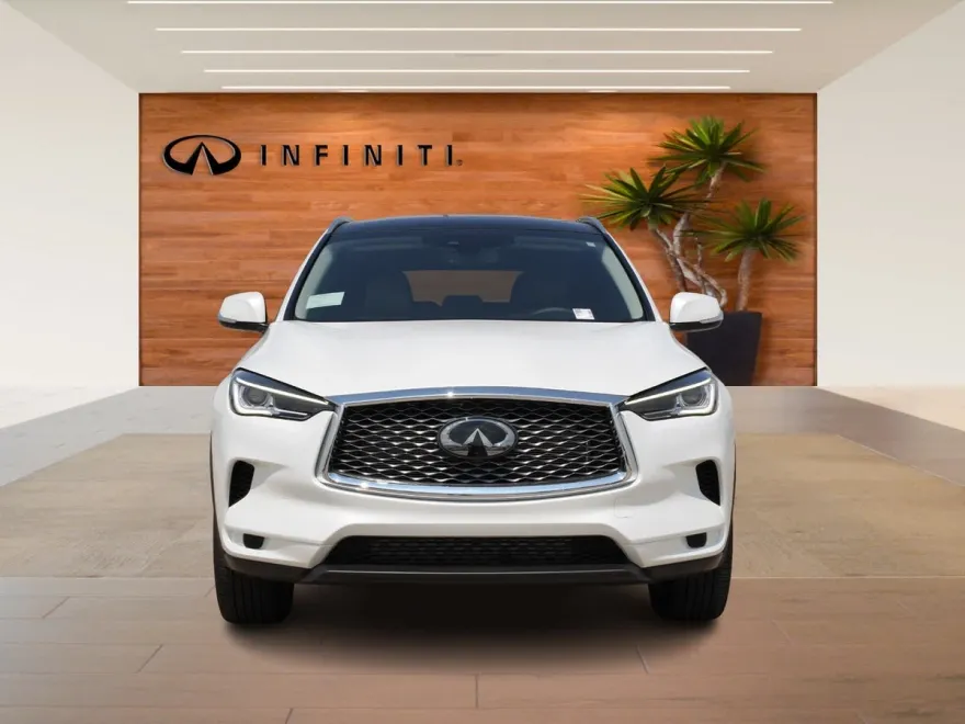 2025 Infiniti QX50 Luxe AWD photo 1
