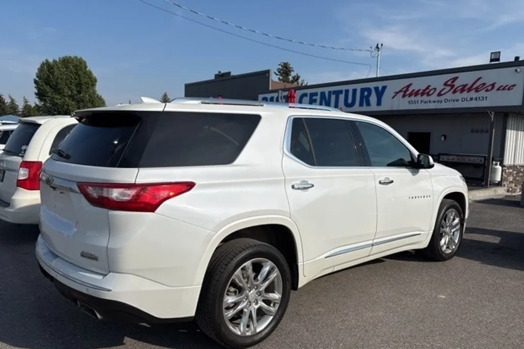 2021 Chevrolet Traverse High Country photo 1