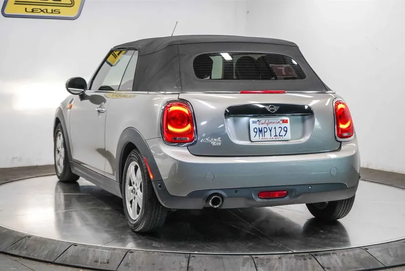 2019 Mini Cooper Convertible photo 1