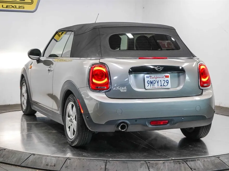 2019 Mini Cooper Convertible photo 1