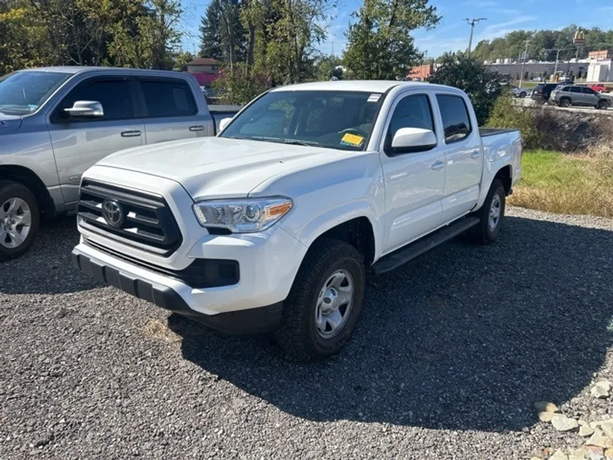 2022 Toyota Tacoma SR photo 1