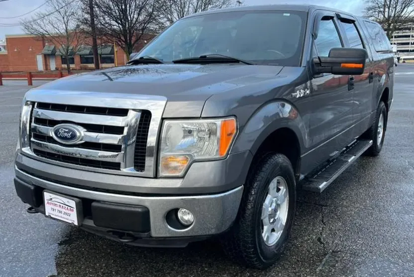 2012 Ford F-150 XLT photo 1