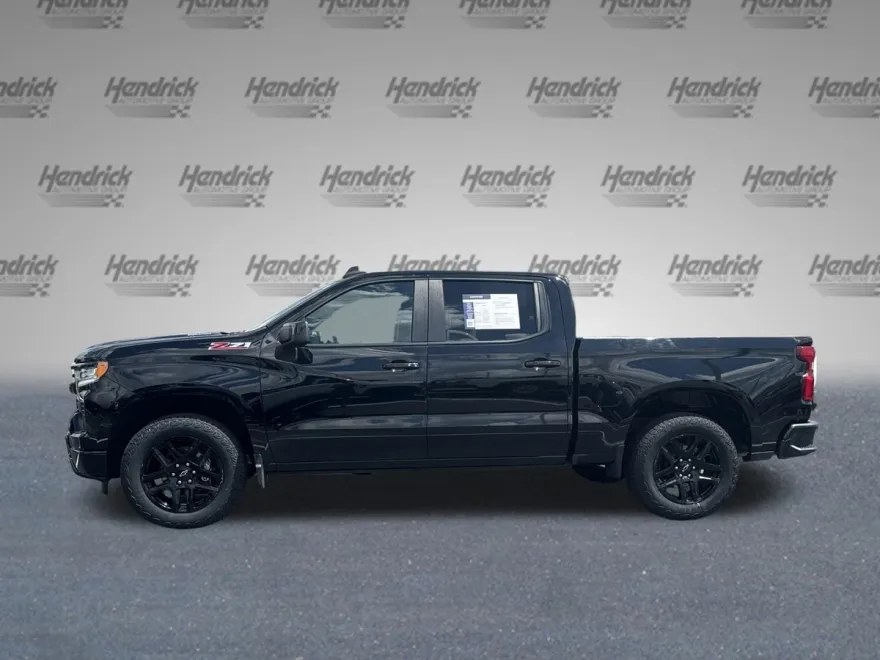 2024 Chevrolet Silverado 1500 RST photo 1