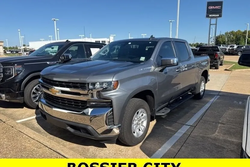 2022 Chevrolet Silverado 1500 LT photo 1