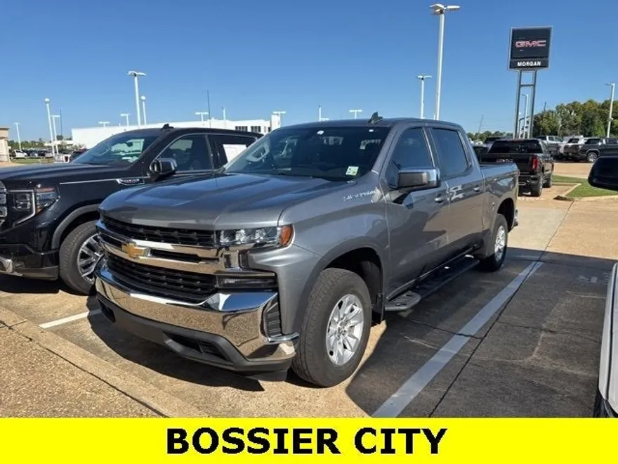 2022 Chevrolet Silverado 1500 LT photo 1