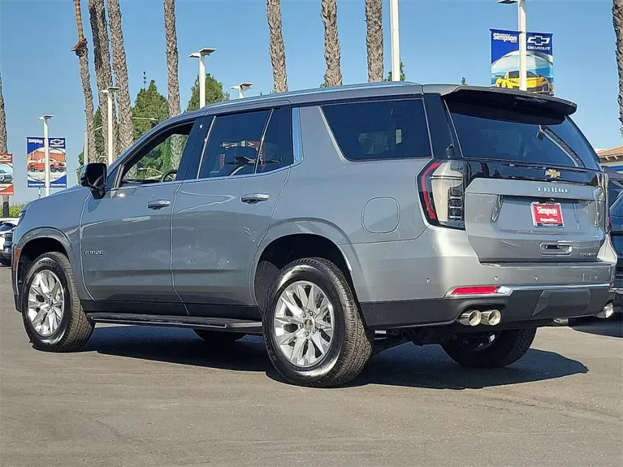 2026 Chevrolet Tahoe Premier photo 1
