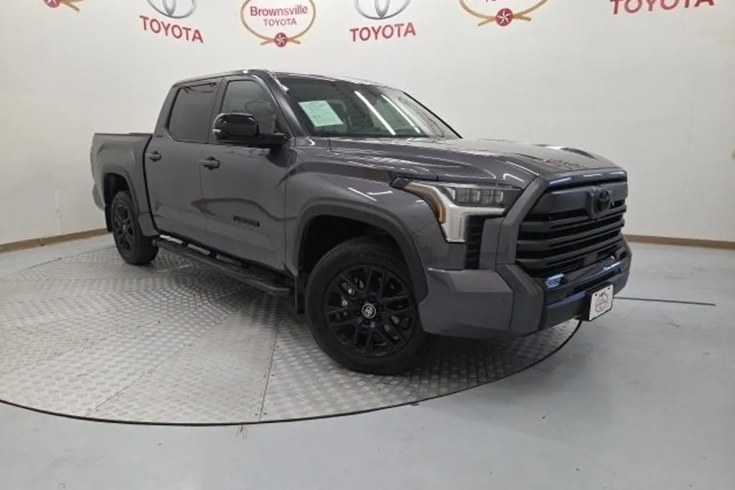 2025 Toyota Tundra Limited photo 1