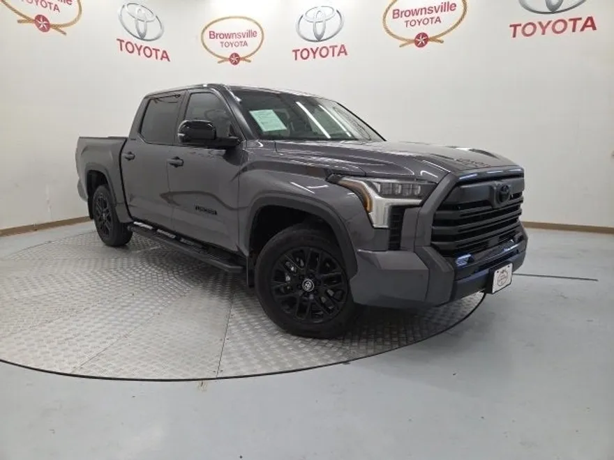 2025 Toyota Tundra Limited photo 1