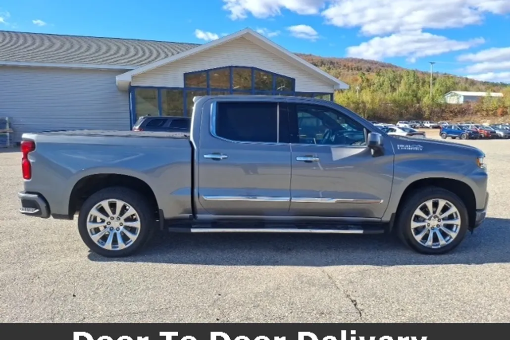 2022 Chevrolet Silverado 1500 LT High Country photo 1