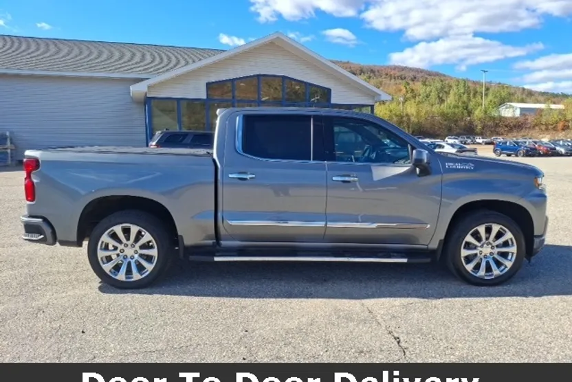 2022 Chevrolet Silverado 1500 LT High Country photo 1