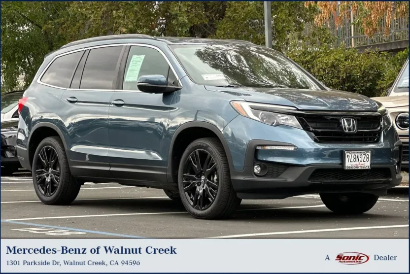 2022 Honda Pilot Special Edition photo 1