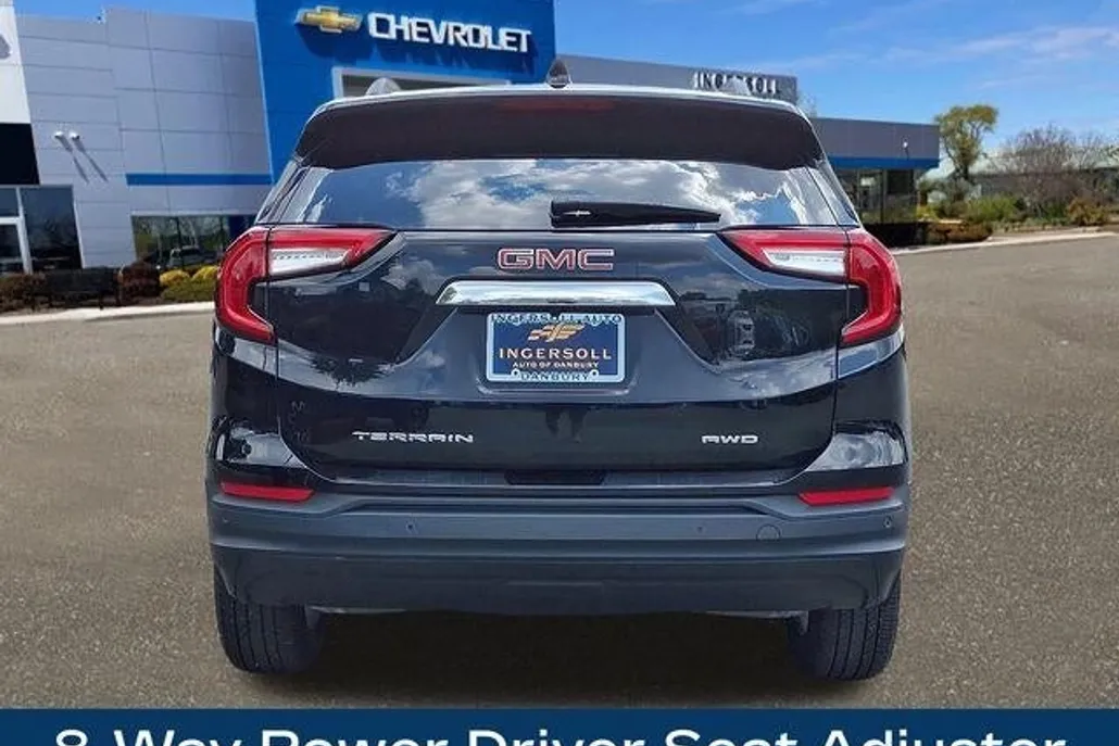 2022 Gmc Terrain SLE photo 1
