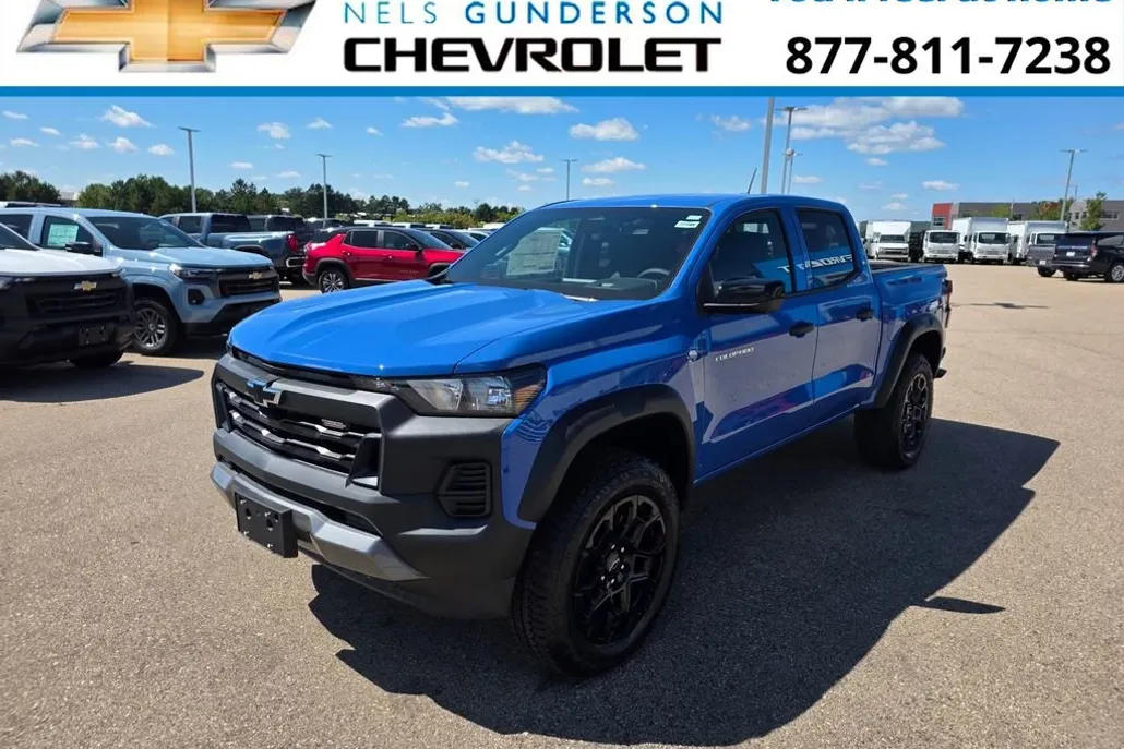 2026 Chevrolet Colorado Trail Boss photo 1
