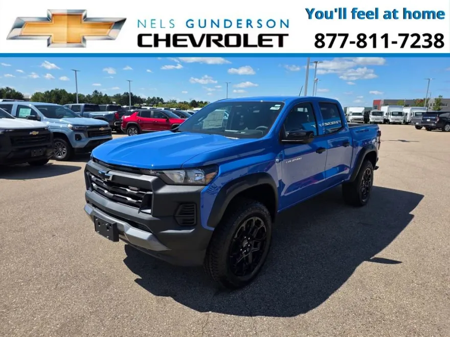 2026 Chevrolet Colorado Trail Boss photo 1