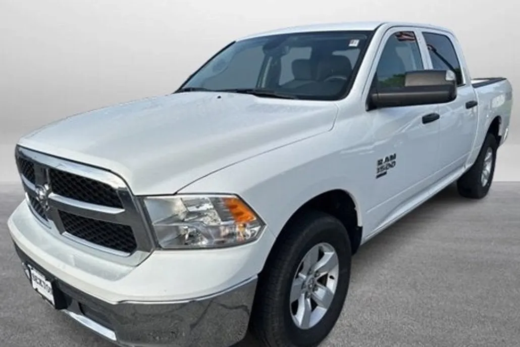 2023 Ram 1500 Classic SLT photo 1