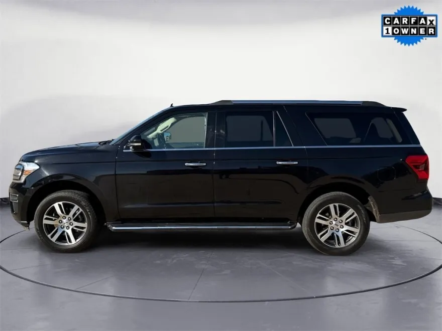 2023 Ford Expedition MAX Limited photo 2