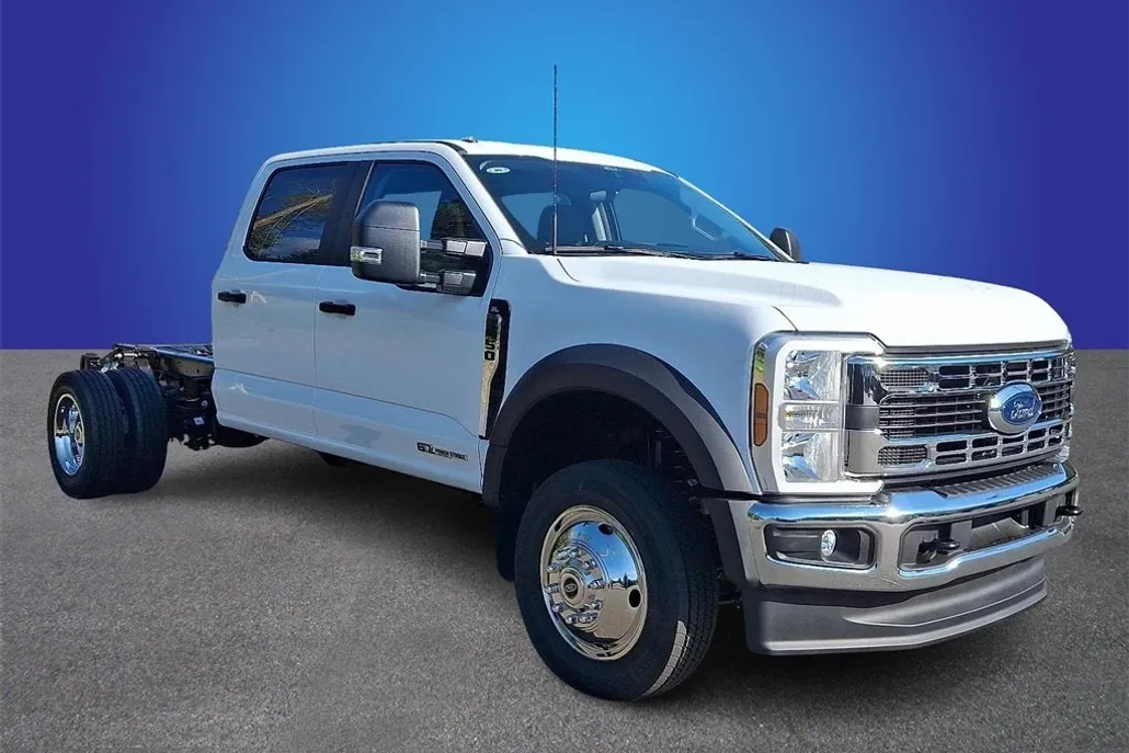 2026 Ford F-450 photo 1