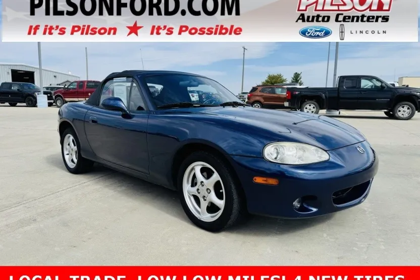 2002 Mazda MX-5 Miata Miata Base photo 1