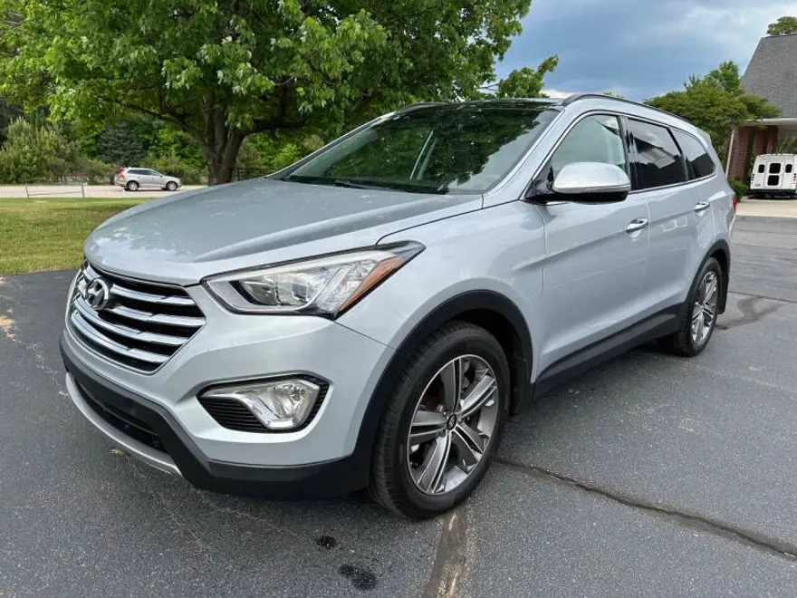 2016 Hyundai Santa Fe Limited photo 1