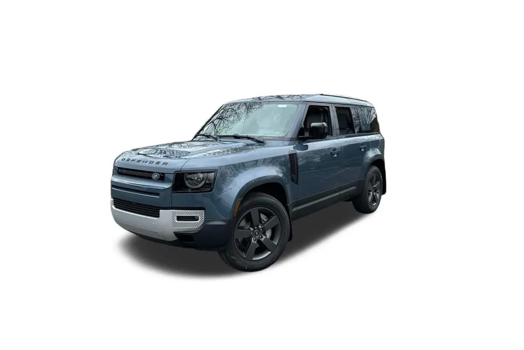 2025 Land Rover Defender 110 S photo 1