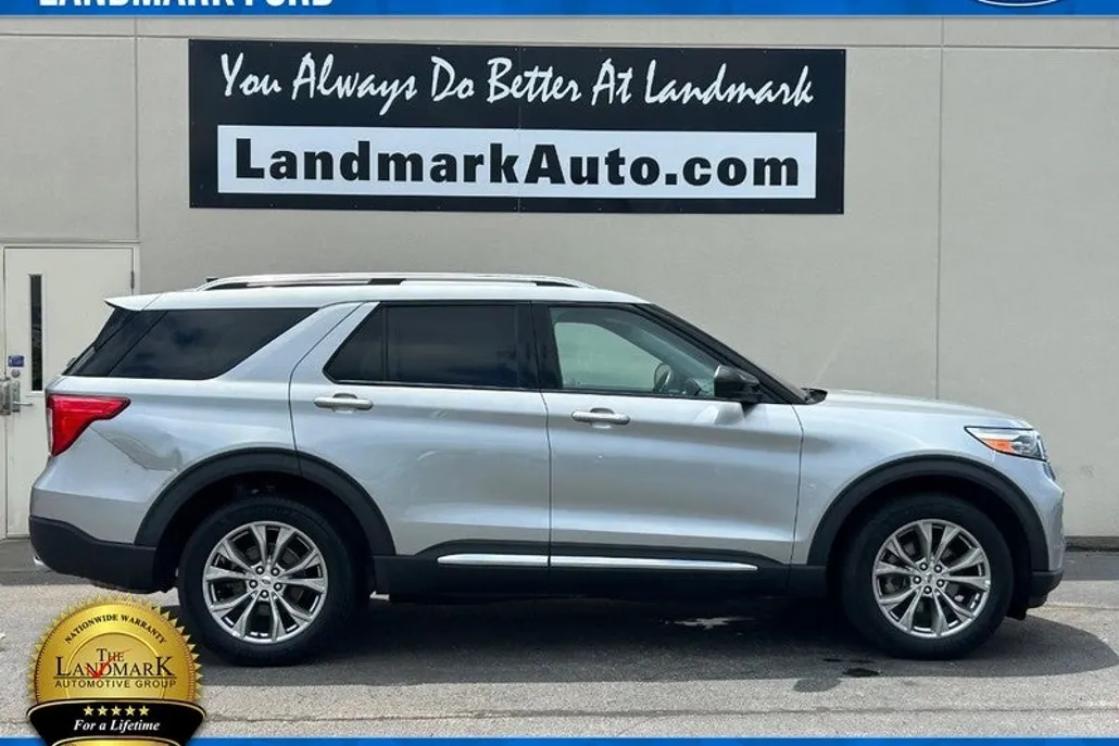 2023 Ford Explorer Limited photo 1