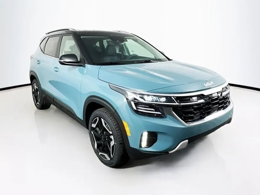 2025 Kia Seltos SX photo 1