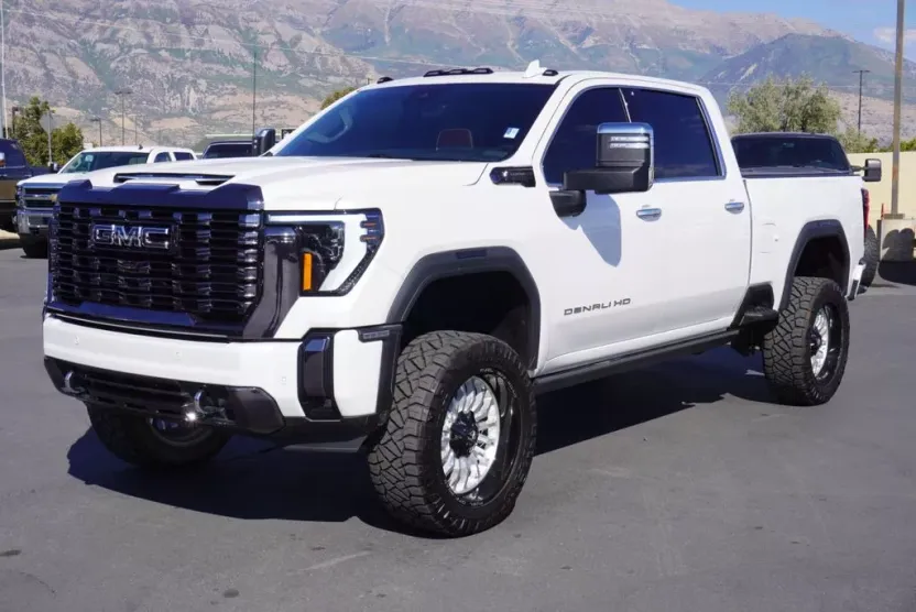 2024 Gmc Sierra HD Denali Ultimate photo 1