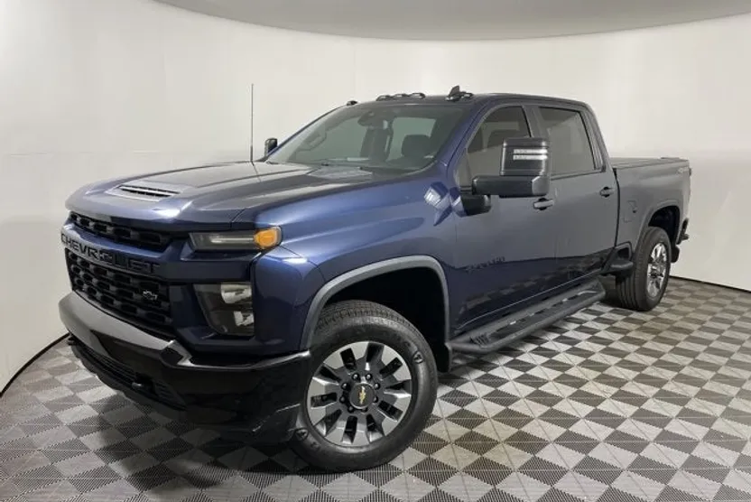 2022 Chevrolet Silverado 2500HD Custom photo 1