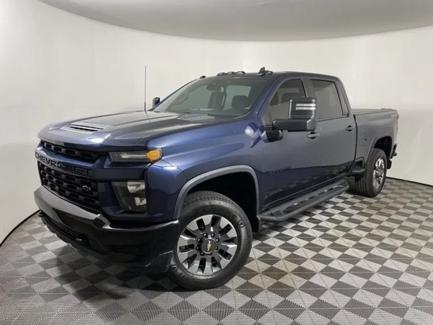 2022 Chevrolet Silverado 2500HD Custom photo 1