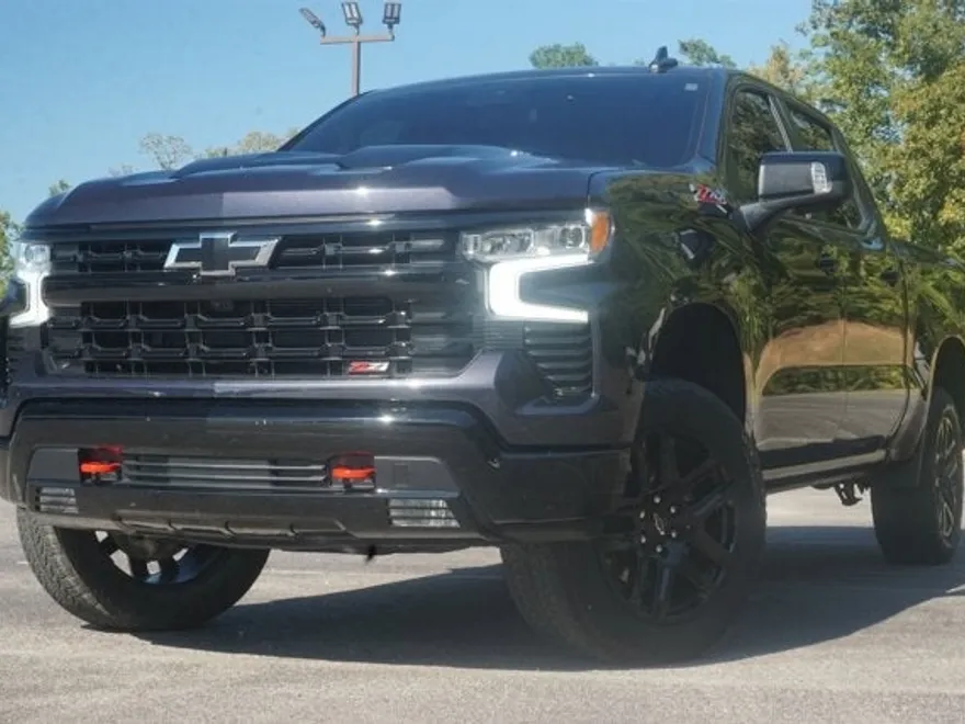 2023 Chevrolet Silverado 1500 LT Trail Boss photo 1