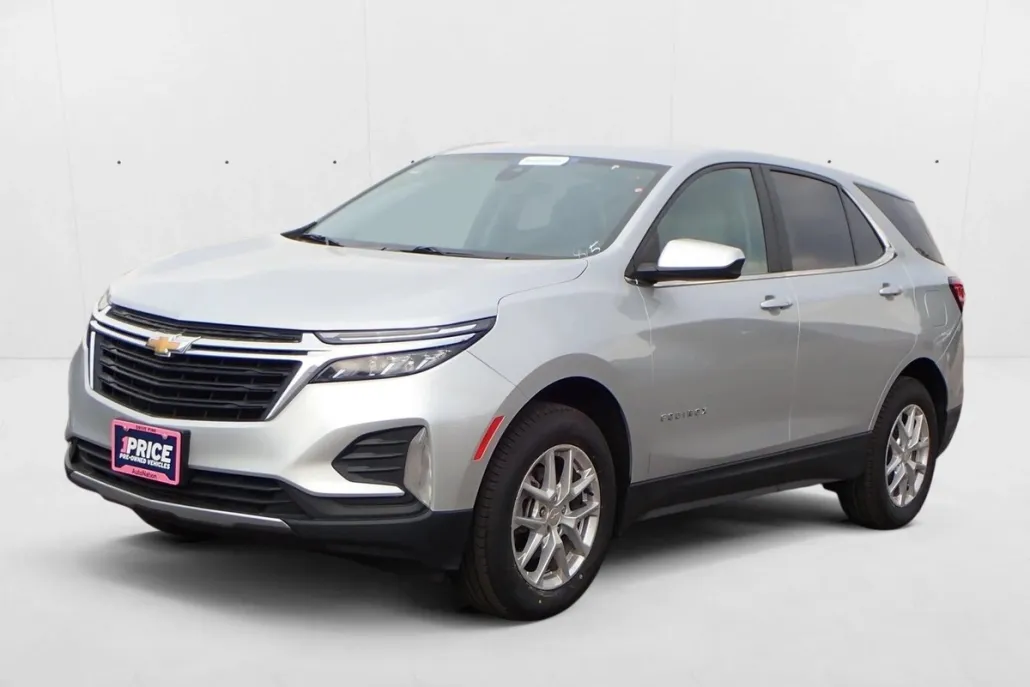 2022 Chevrolet Equinox LT photo 1