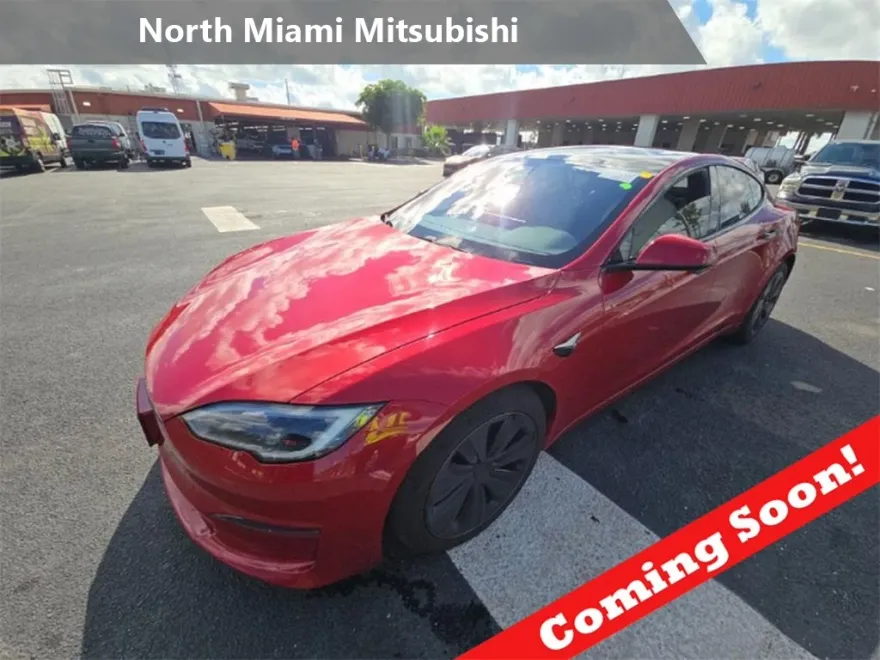 2022 Tesla Model S photo 1