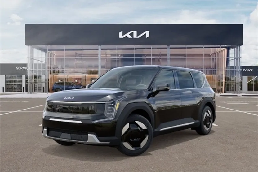 2026 Kia EV9 Light Long Range photo 1