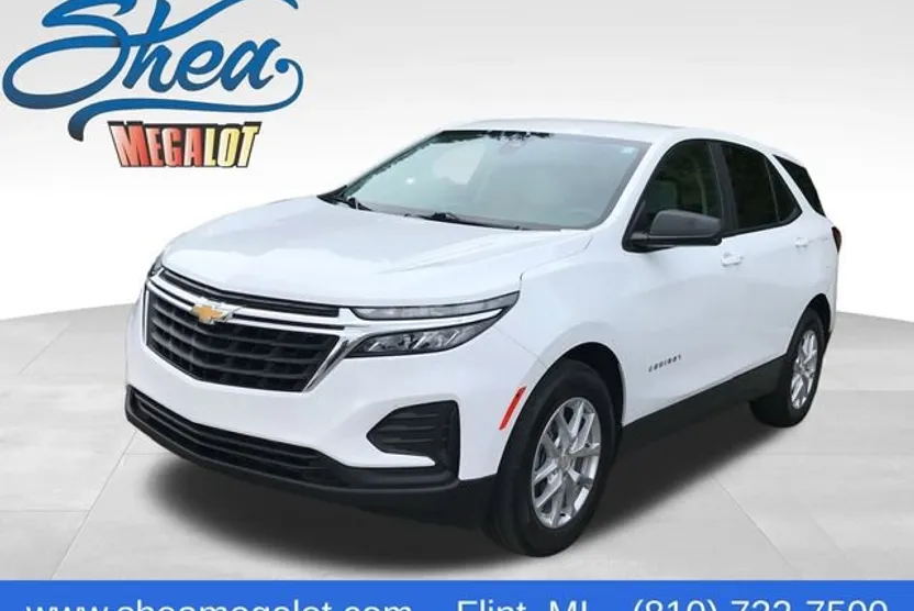 2022 Chevrolet Equinox LS photo 1