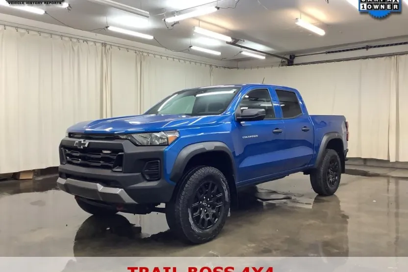 2023 Chevrolet Colorado Trail Boss photo 1