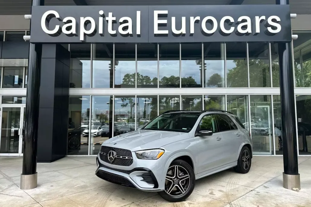 2025 Mercedes Benz GLE 350 4MATIC photo 1