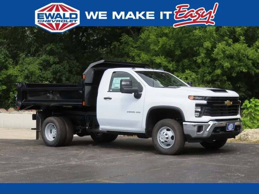 2025 Chevrolet Silverado 3500HD Work Truck photo 1