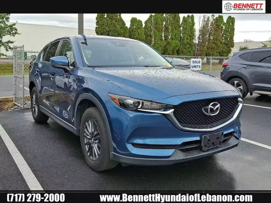 2017 Mazda CX-5 Touring photo 1