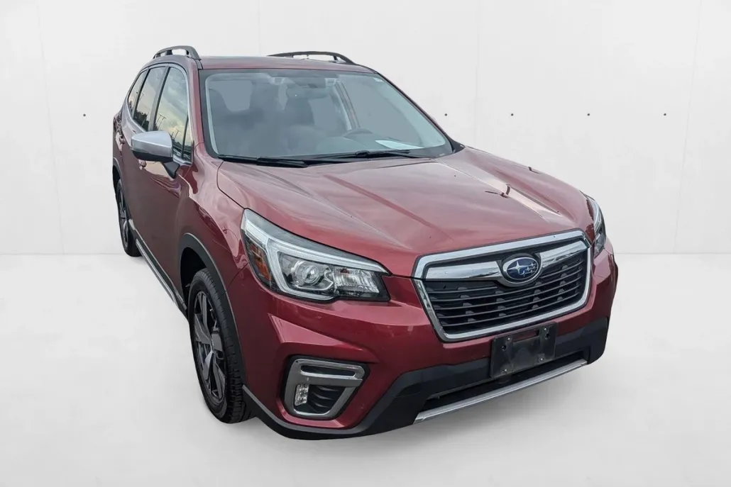 2020 Subaru Forester Touring photo 1
