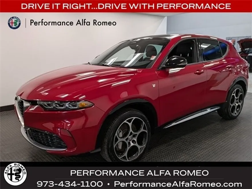 2024 Alfa Romeo Tonale Ti photo 1