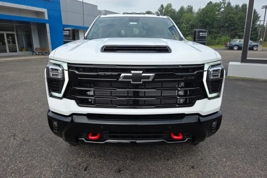 2025 Chevrolet Silverado 2500HD LT photo 1