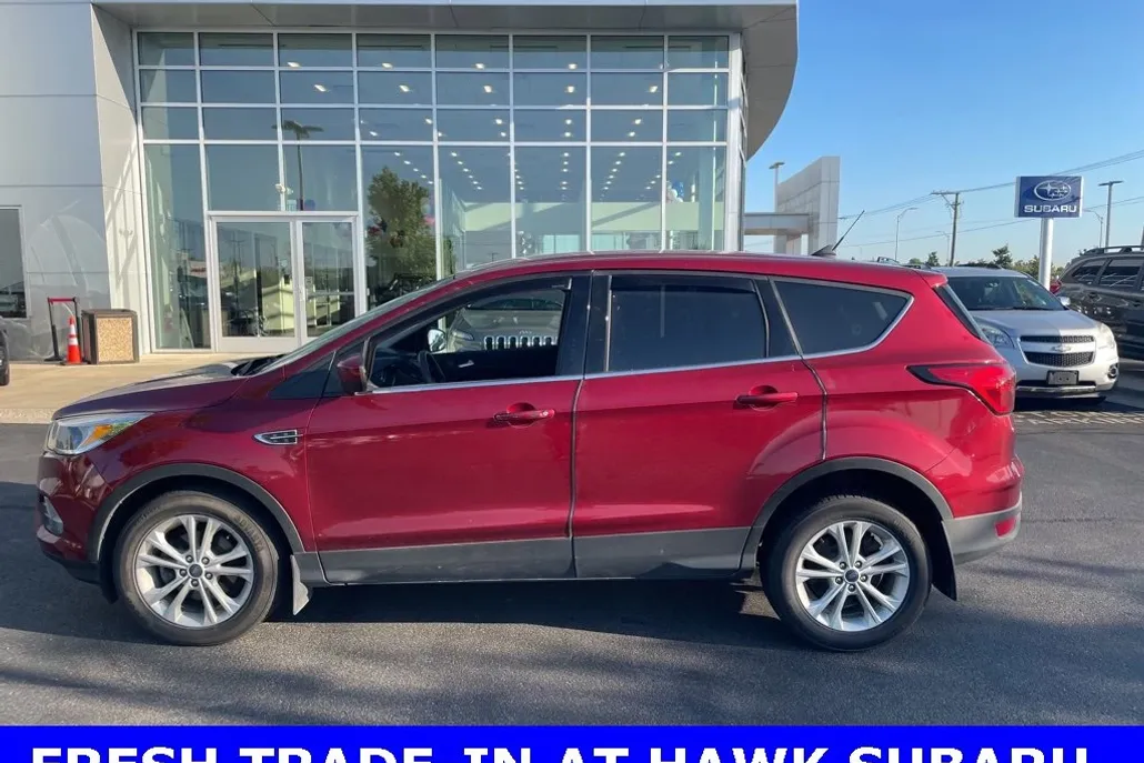 2019 Ford Escape SE photo 1