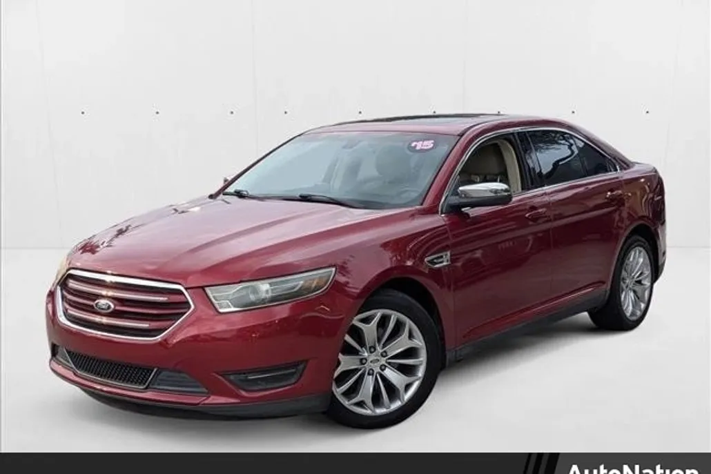 2015 Ford Taurus Limited photo 1